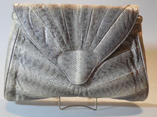 handbag-snakeskin-purse