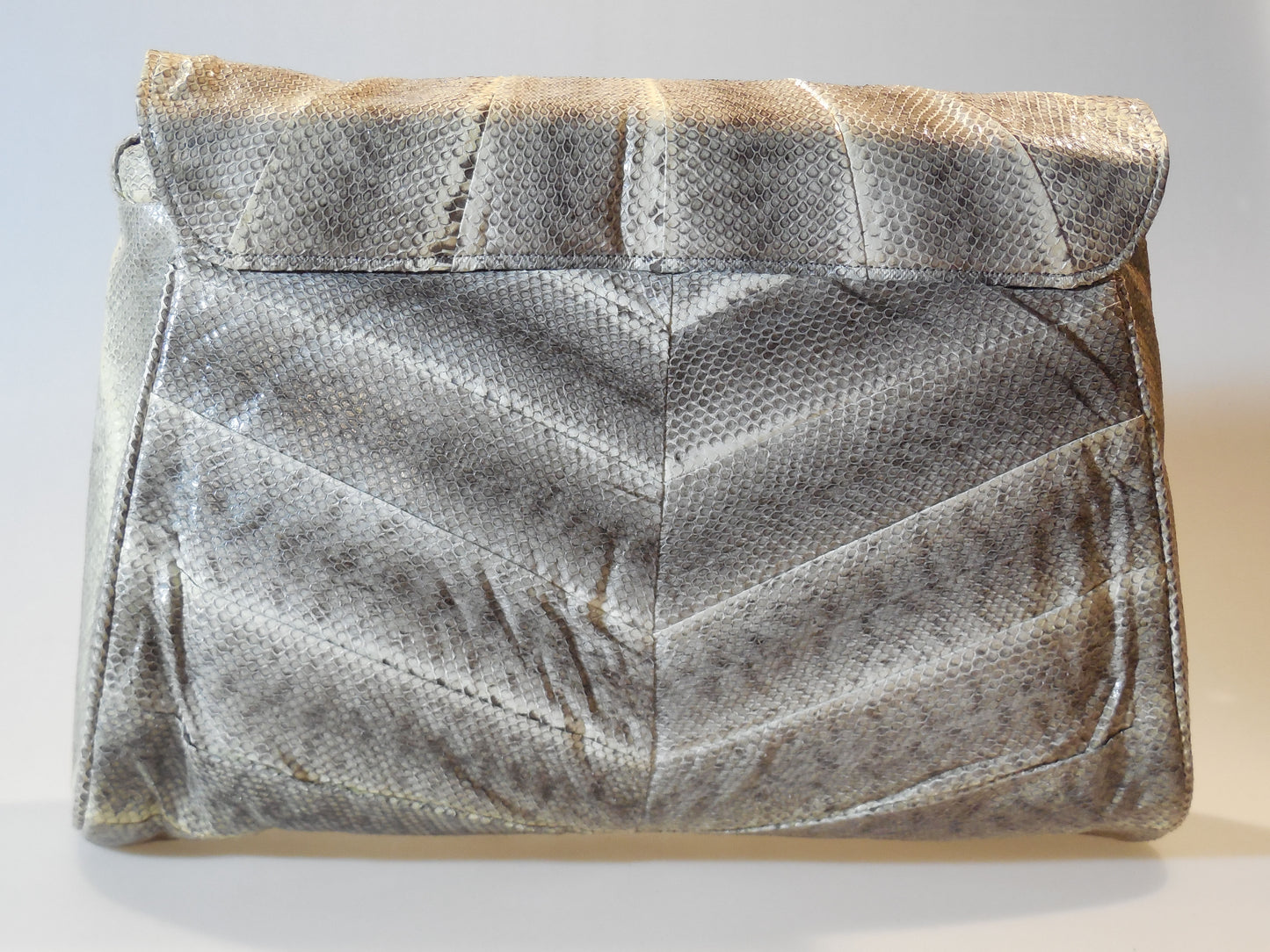 designer-snake-skin-handbags