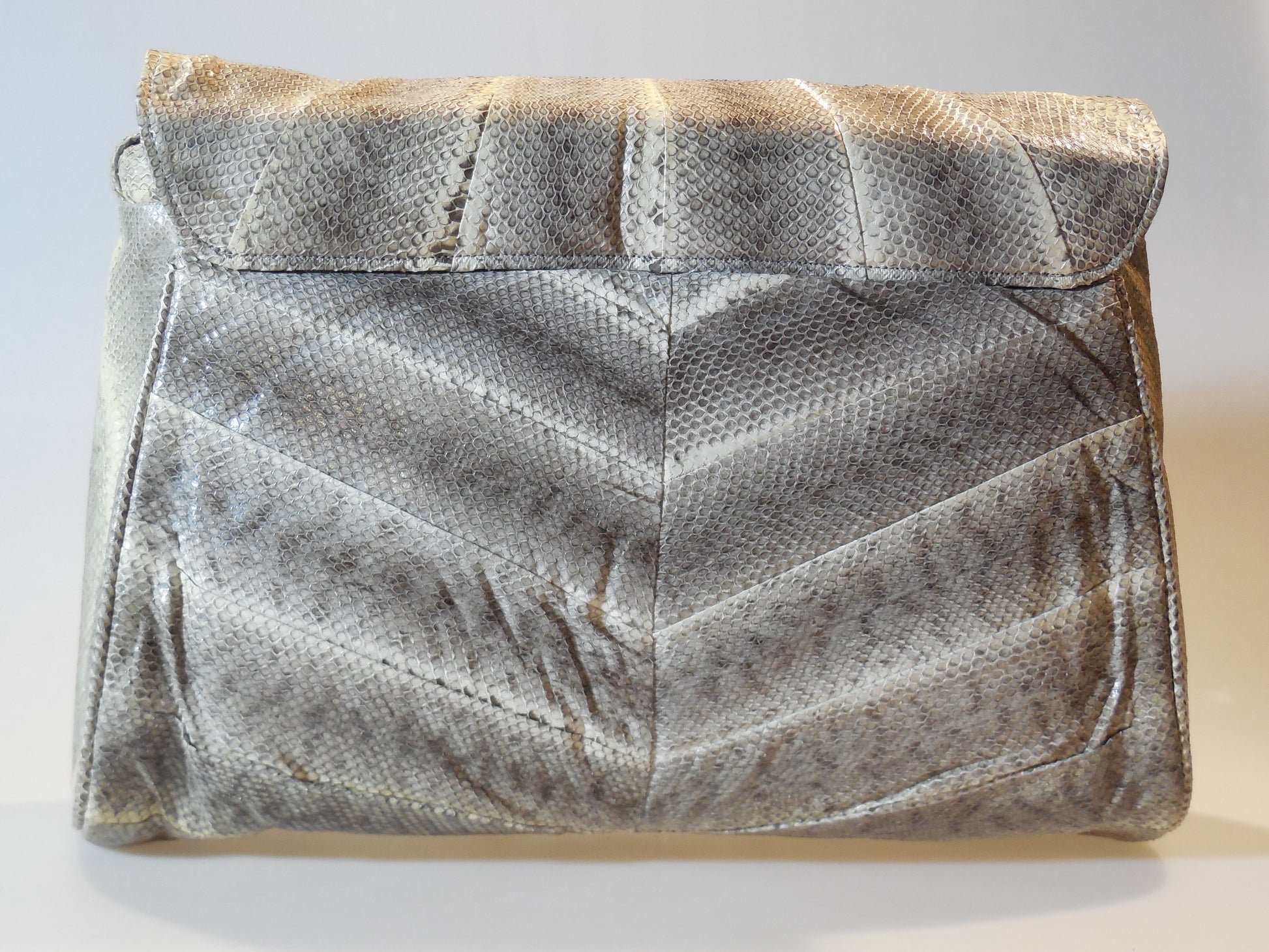 designer-snake-skin-handbags